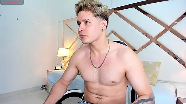 rayan linxx online show from March 12, 7:29 pm