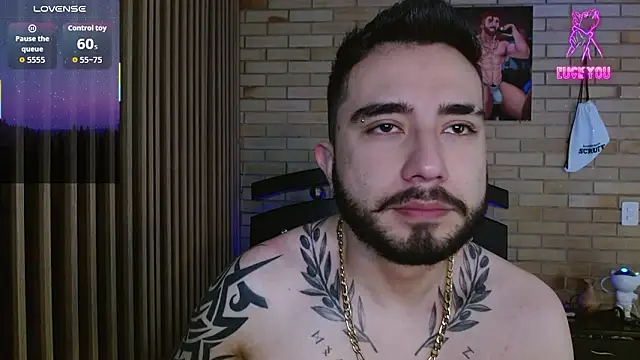 Snapshot of dave_wolf7 chatting on February 26, 1:11 pm dave wolf7 online show from February 26, 1:11 pm