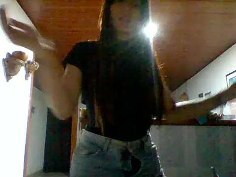 lucyscay  online show from March 28, 7:09 am