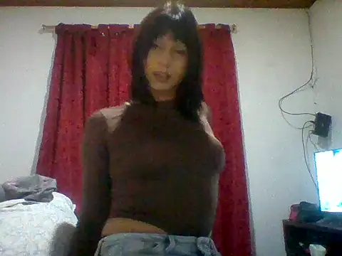 lucyscay  online show from April 11, 2:30 am