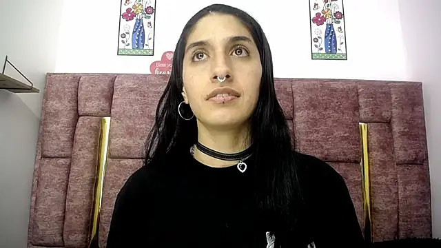 Snapshot of FRANCESCA_LOVE_ chatting on June 19, 4:51 am FRANCESCA LOVE online show from June 19, 4:51 am