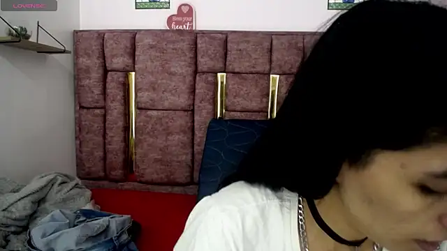 Snapshot of FRANCESCA_LOVE_ chatting on June 9, 5:36 pm FRANCESCA LOVE online show from June 9, 5:36 pm