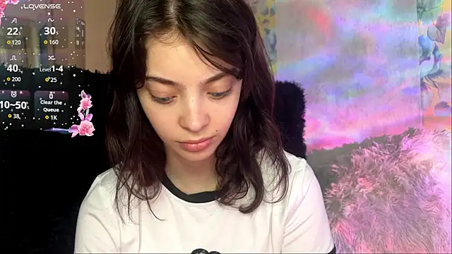 Snapshot of CassyVixen chatting on July 18, 4:37 pm CassyVixen online show from July 18, 4:37 pm