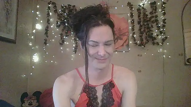 sillymillie4 online show from March 4, 6:15 pm