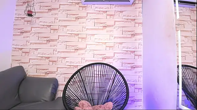 akira shaunk online show from April 5, 11:22 pm