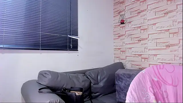 akira shaunk online show from April 4, 2:23 pm