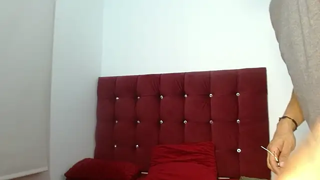 SkinnyDevil12 online show from February 26, 3:28 am