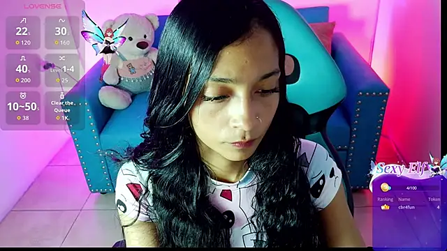 Snapshot of aylannyy_m chatting on May 29, 1:11 am aylannyy m online show from May 29, 1:11 am