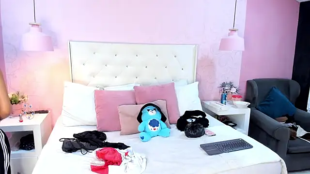 GaiaMonet online show from February 21, 8:22 pm