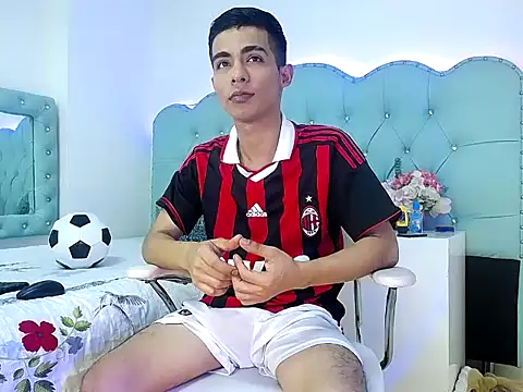 Apolo Richards online show from March 24, 7:47 pm