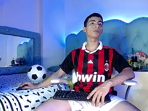 Apolo Richards online show from February 26, 8:31 pm