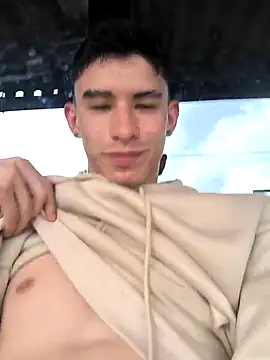 Camilow w online show from March 28, 10:33 pm