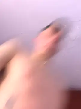 Snapshot of Camilow_w chatting on February 28, 4:45 am Camilow w online show from February 28, 4:45 am