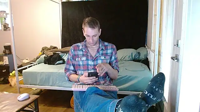 cguffey2284 online show from March 10, 6:34 pm