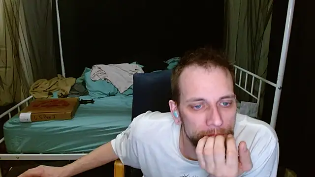 cguffey2284 online show from February 26, 3:39 am