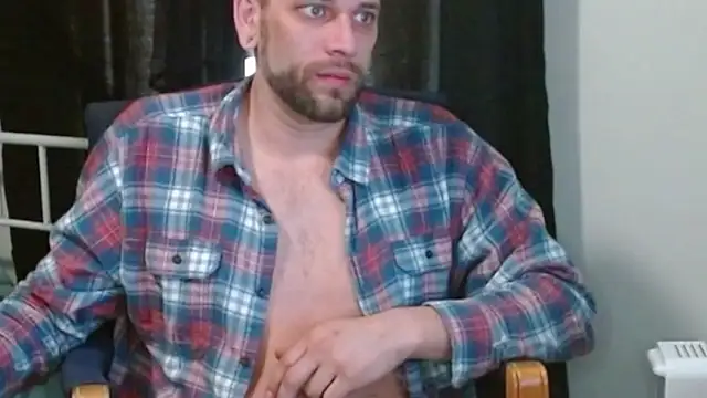 cguffey2284 online show from February 8, 3:26 am