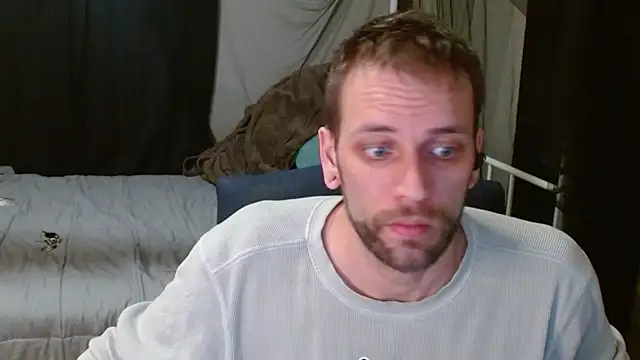 cguffey2284 online show from February 19, 3:25 am