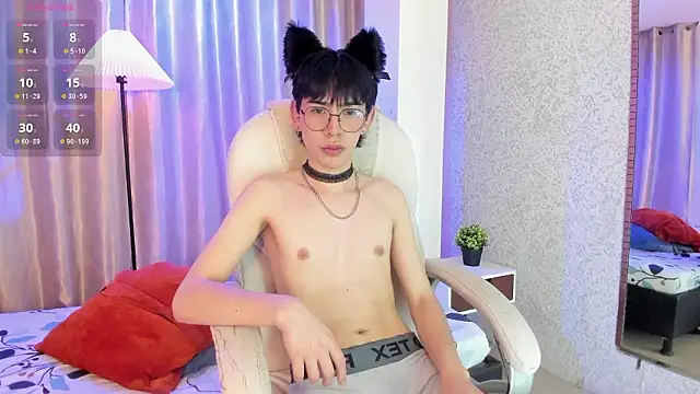 Demian Hush online show from March 29, 11:56 am