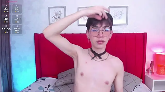 Demian Hush online show from March 6, 3:12 am