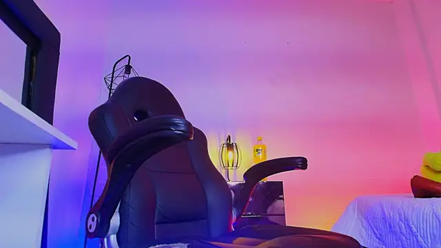 Axell Kussh online show from March 20, 3:18 am