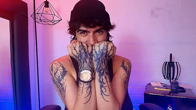 Axell Kussh online show from March 6, 3:01 am