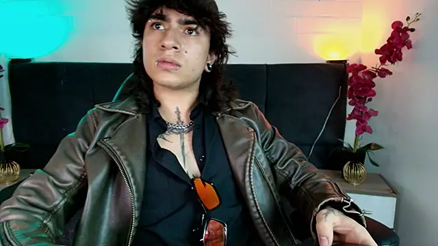 Axell Kussh online show from April 22, 3:35 am