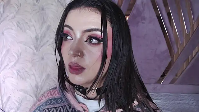 Snapshot of ScarletMonroe1 chatting on February 6, 2:35 pm ScarletMonroe1 online show from February 6, 2:35 pm