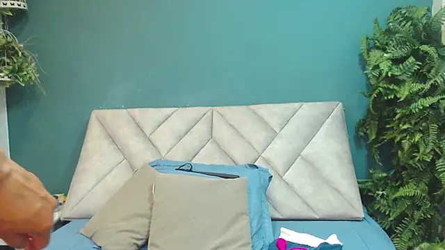 AmelieLux online show from March 20, 4:52 pm