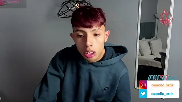  camilo ortiz online show from April 17, 8:00 pm