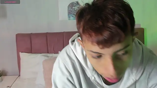 Snapshot of _camilo_ortiz chatting on June 16, 2:39 pm camilo ortiz online show from June 16, 2:39 pm