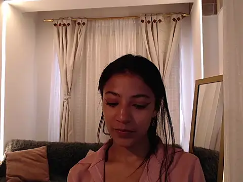 Scarleet miaa online show from May 4, 9:17 pm