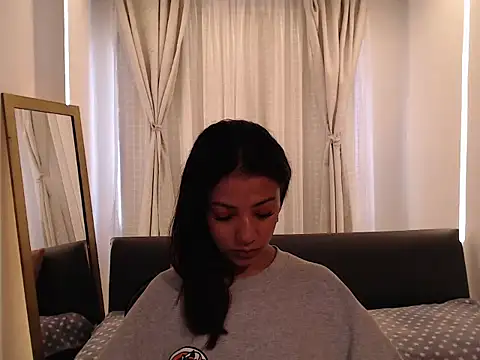 Scarleet miaa online show from June 9, 7:26 pm