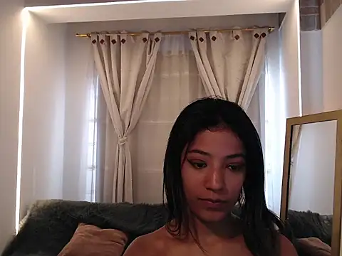 Scarleet miaa online show from April 21, 7:31 pm