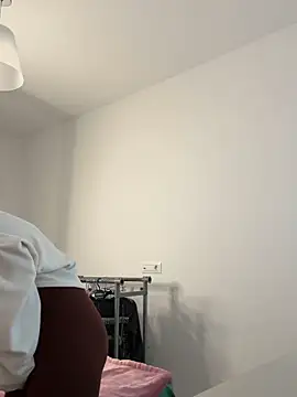 VivienDiamond online show from February 12, 5:40 am