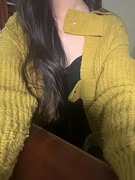 Snapshot of Celeste_SexyY chatting on February 15, 1:54 pm Celeste SexyY online show from February 15, 1:54 pm