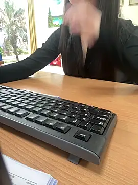 Snapshot of Celeste_SexyY chatting on February 11, 6:35 am Celeste SexyY online show from February 11, 6:35 am