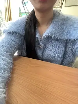 Snapshot of Celeste_SexyY chatting on February 14, 4:23 am Celeste SexyY online show from February 14, 4:23 am