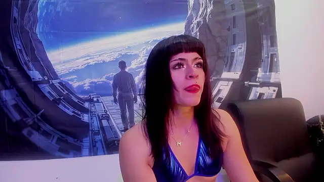 Nahomii  Doll online show from March 10, 7:40 pm