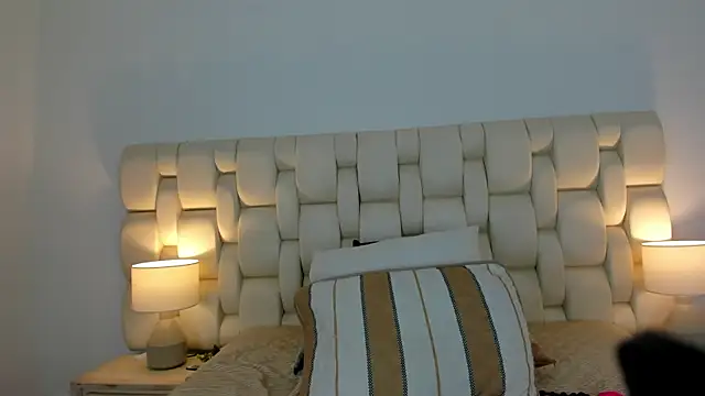 Snapshot of NataliaCollinslim chatting on July 10, 4:12 am NataliaCollinslim online show from July 10, 4:12 am