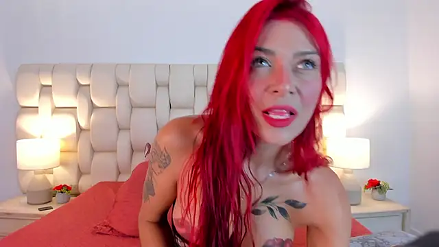 Snapshot of NataliaCollinslim chatting on July 7, 4:37 am NataliaCollinslim online show from July 7, 4:37 am