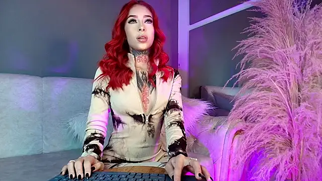 Snapshot of REDS_VELVET chatting on June 12, 3:26 am REDS VELVET online show from June 12, 3:26 am