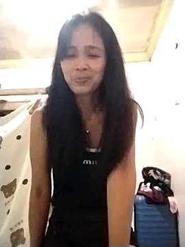 sweet maxine44 online show from April 3, 11:55 pm