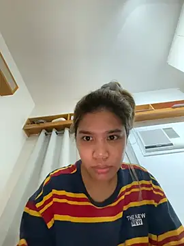 Avery 69 online show from February 7, 11:40 am