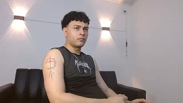 Philip Jons online show from February 19, 9:34 pm