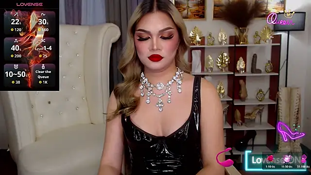 Snapshot of PrettyCockAthena chatting on July 7, 8:01 pm PrettyCockAthena online show from July 7, 8:01 pm