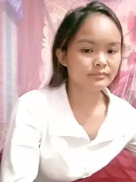 Snapshot of Luminana chatting on July 8, 11:55 am Luminana online show from July 8, 11:55 am
