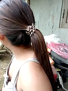 Luminana online show from April 4, 4:30 am