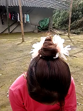 Snapshot of Luminana chatting on February 7, 3:03 am Luminana online show from February 7, 3:03 am