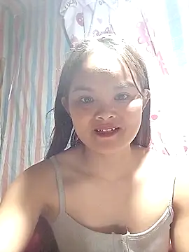 Snapshot of Luminana chatting on February 16, 2:43 am Luminana online show from February 16, 2:43 am