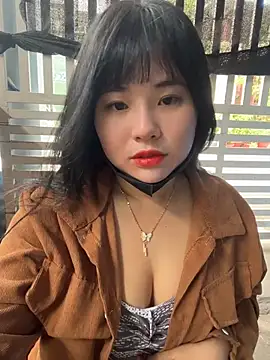 Lewd couple online show from May 17, 3:06 am